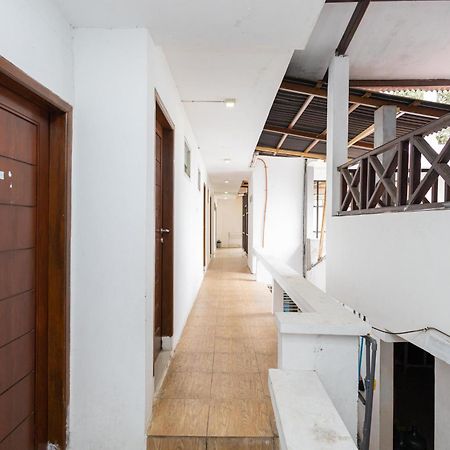 Reddoorz Syariah At Wisma Djokorio Poncokusumo Malang Eksteriør bilde