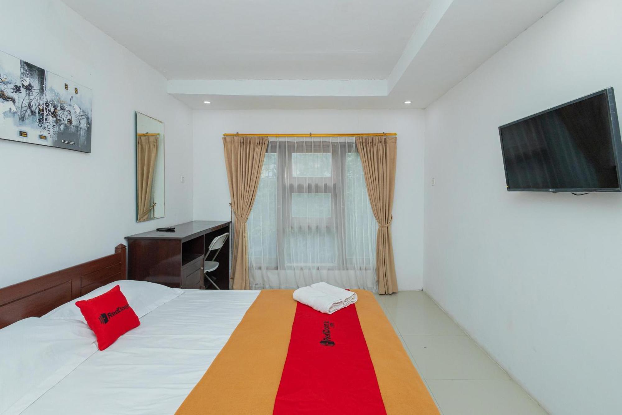 Reddoorz Syariah At Wisma Djokorio Poncokusumo Malang Eksteriør bilde